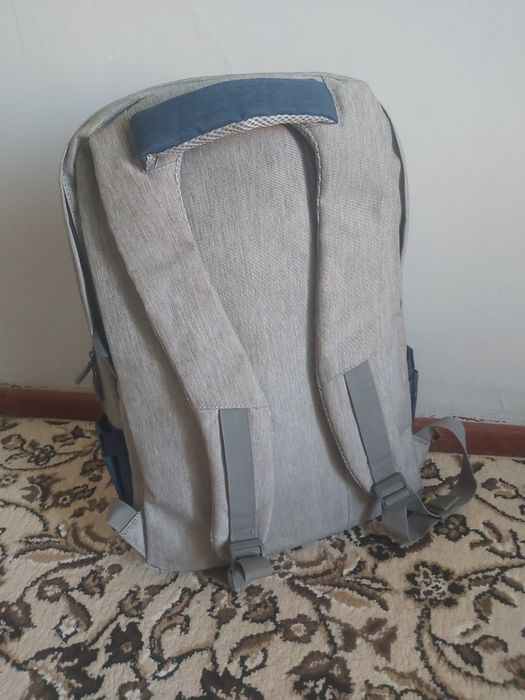 Yangi.chiroyli sumka