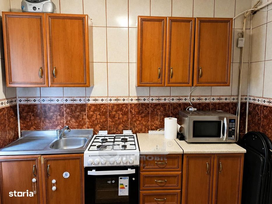 Apartament 3 camere de inchiriat – Primaverii | Etaj 2 | AC