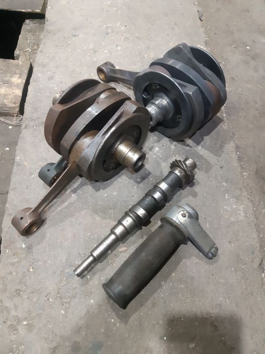 Продам запчасти на  мотоцикл Урал  и  Днепр.