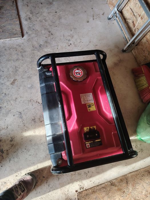 Genrator de vânzare