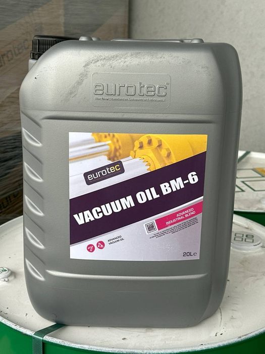 Это масло для вакуумных насосов Eurotec Vacuum Oil BM-6.