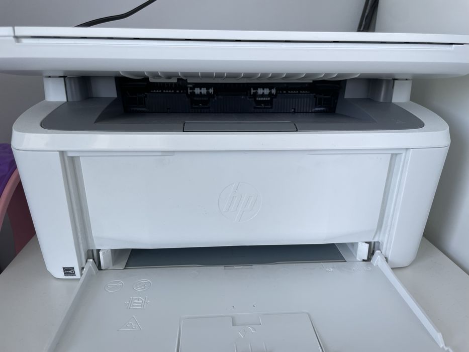 Принтер и скенер HP Laserjet m140we