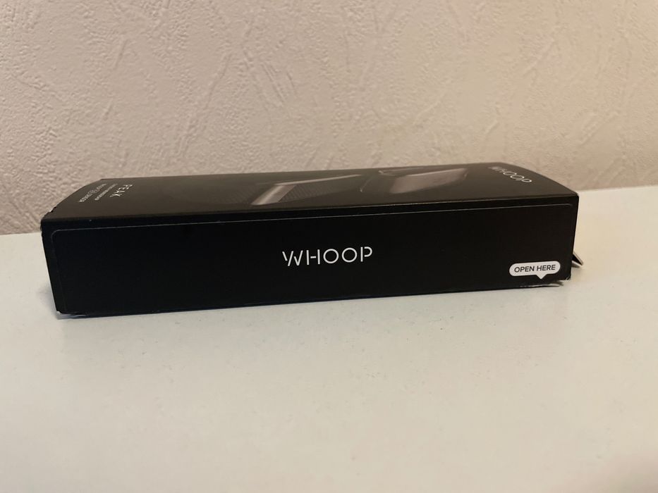 Фитнес гривна Whoop 5.0