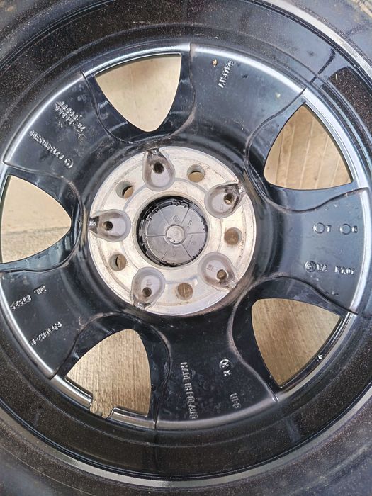 18 цола Mercedes спорт пакет джанти с гуми Pirelli комплект