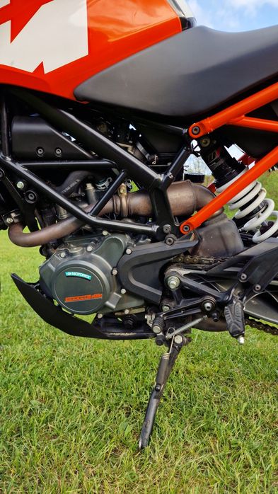 KTM DUKE 125 (A1)