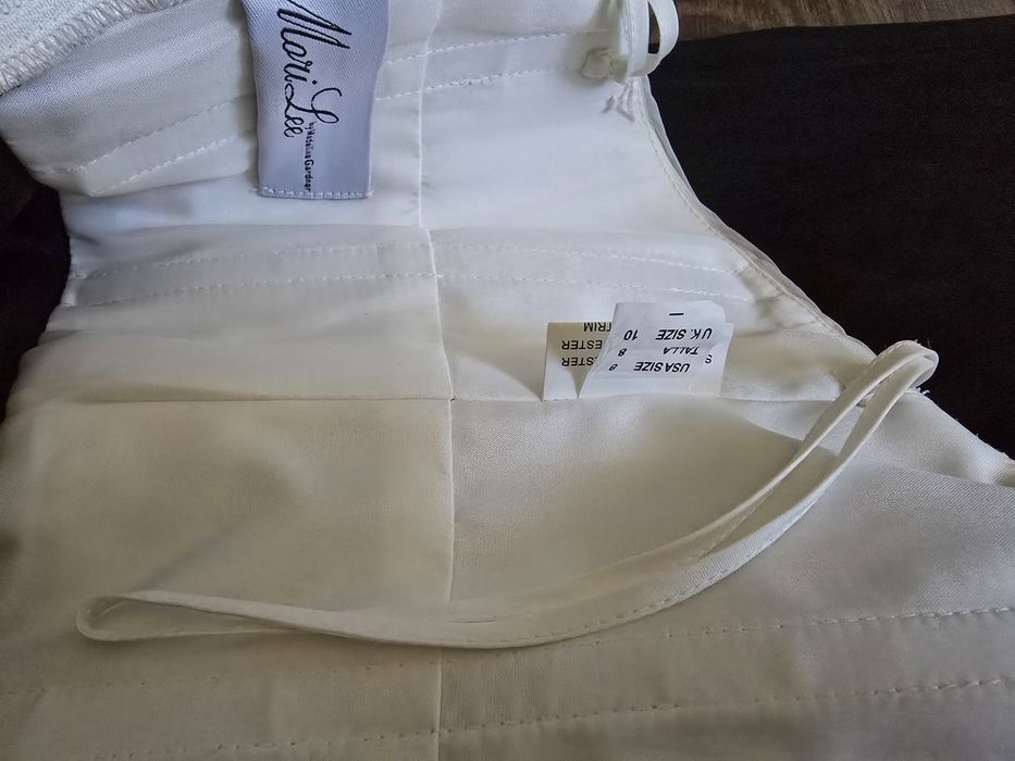 Дизайнерска бална рокля