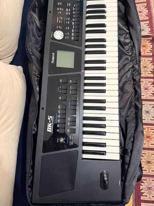Clapa ROLAND BK 5 + suport  si husa impecabil