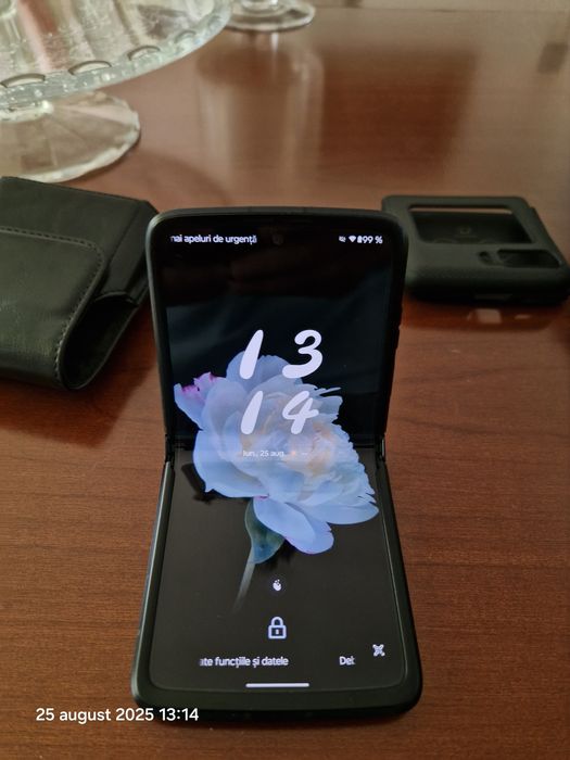 Motorola Razr 2022,  în garanție