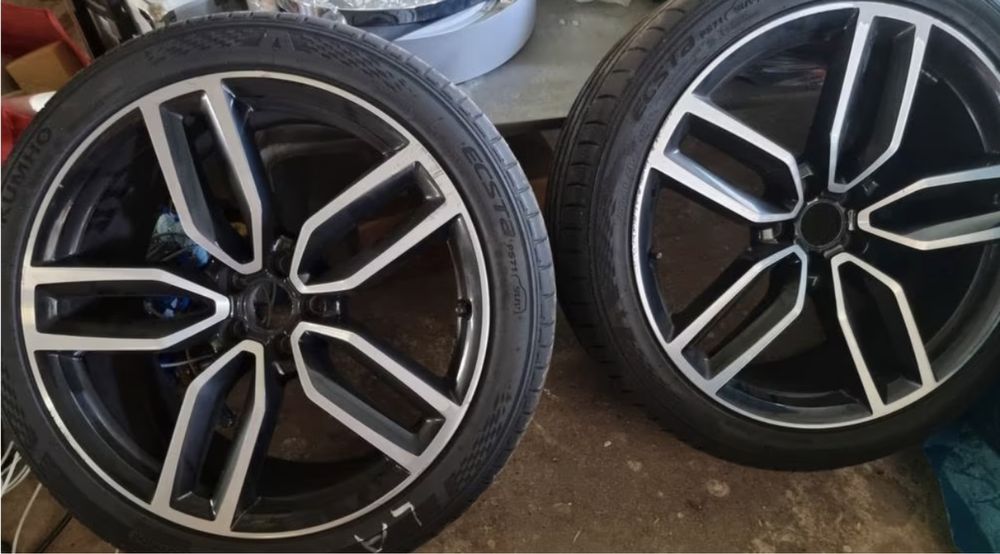 Ауди джанти 21 Цола SQ5 гуми дот 41/22