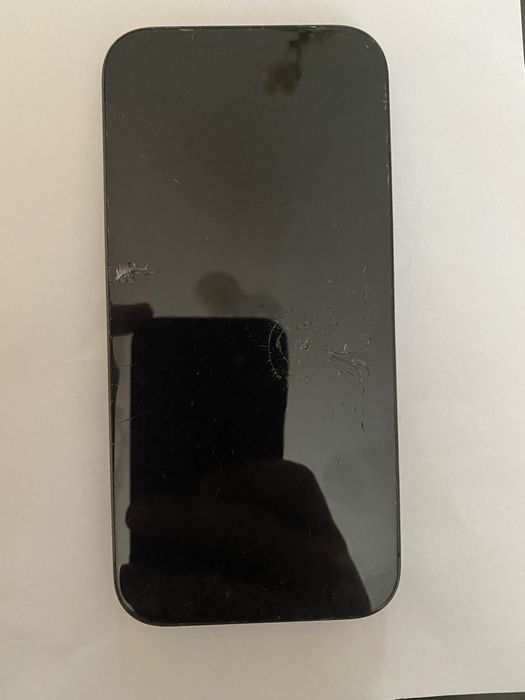 Iphone 15 pro 256 GB cu ecran defect