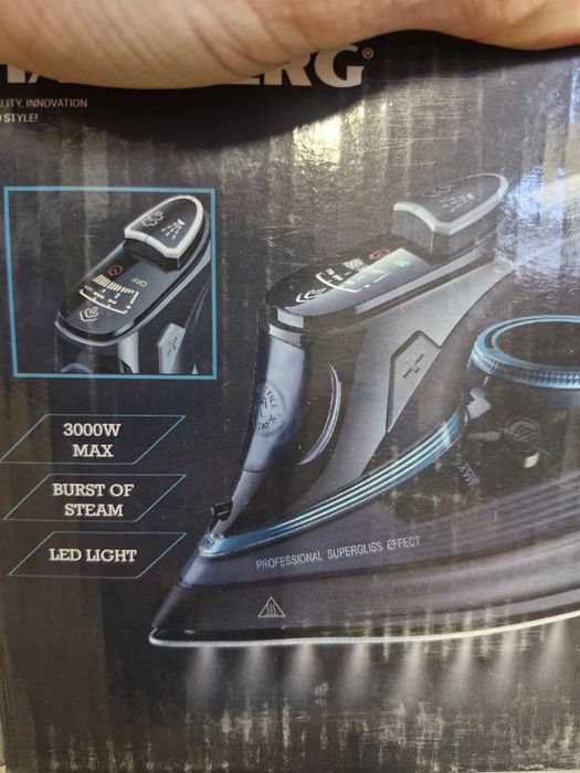 Fier de calcat cu ecran LED HAUSBERG HB-7825NG, talpa din titan