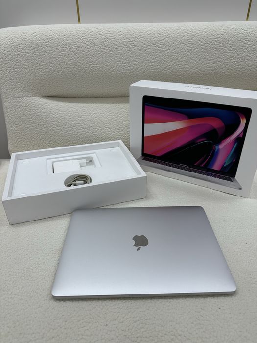 MacBook Pro 13 M2 8/512 (ред/рассрочка)