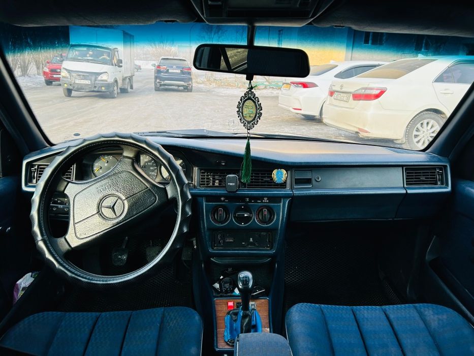 Продам хорошую машину