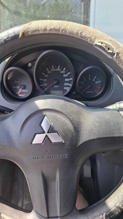 Dezmembrez Mitsubishi Colt