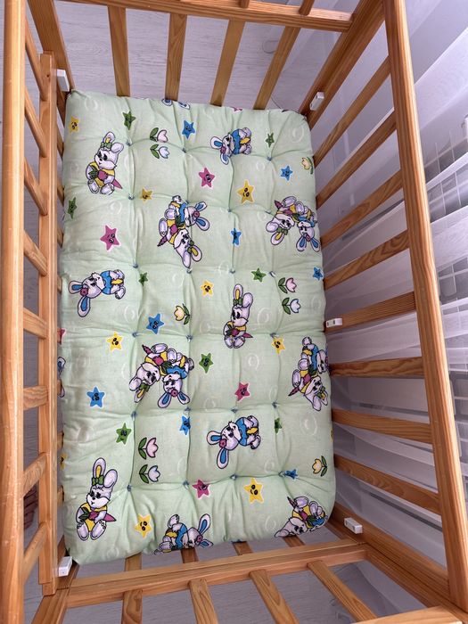 Продам детскую кровать.