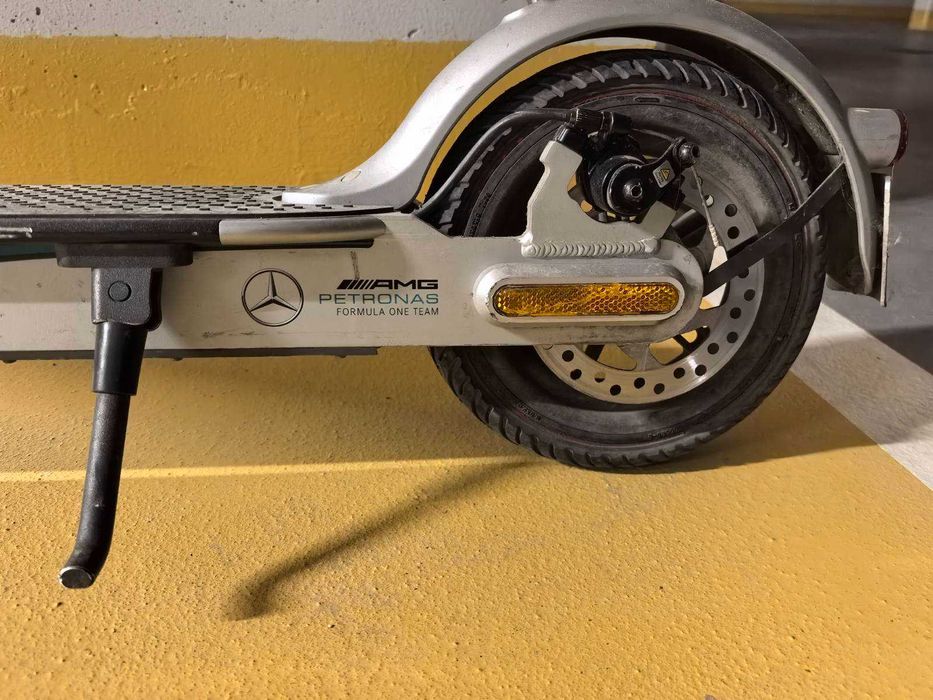 Xiaomi Mi Electric Scooter Pro 2 Mercedes AMG
