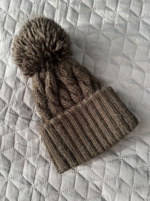 шапка, украшение за глава