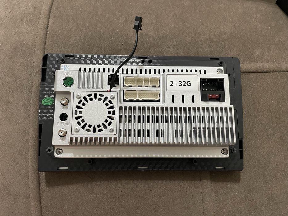 Планшет в автомобиль