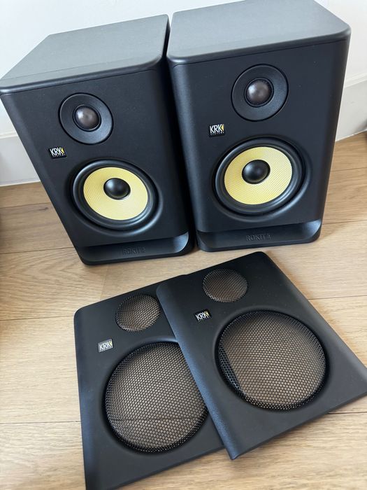 KRK RP5 G5 SET2 Активен студиен монитор 2 бр. + 2 бр. стойки Soundking DB039