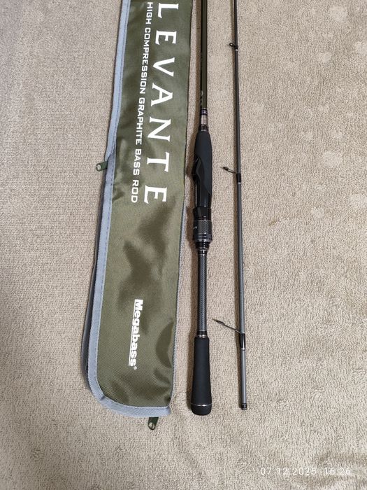 Спининг въдица megabass