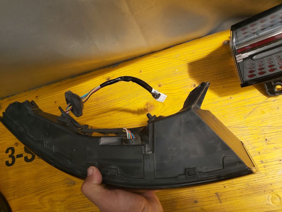 Стоп ляв десен BYD SEAL