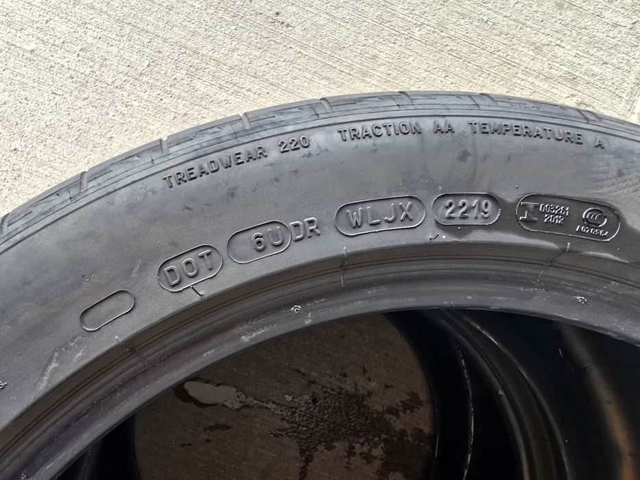 Гуми 265/40/18 и 235/40/18 Michelin спорт пакет Porsche