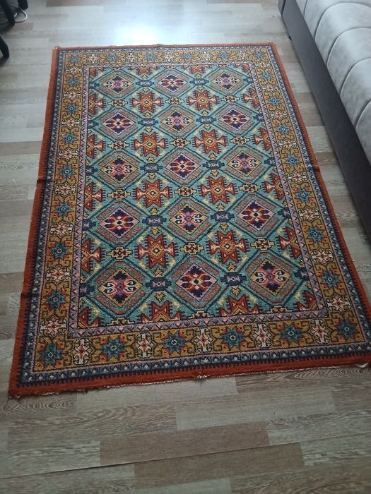 Продаются ковры, добротные