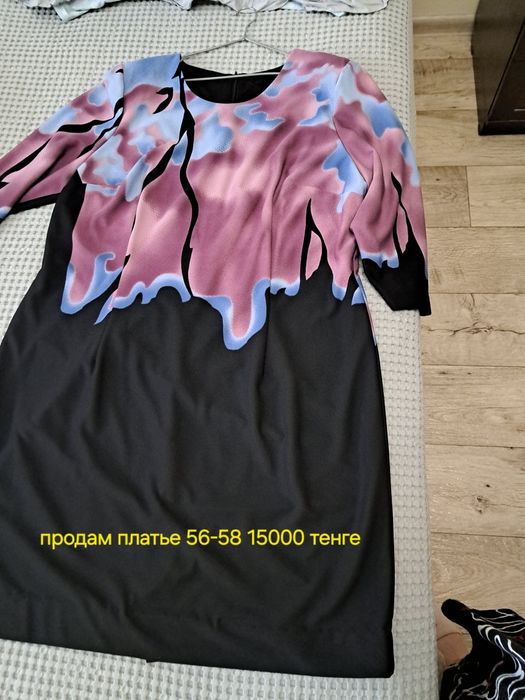 Продам платья новое