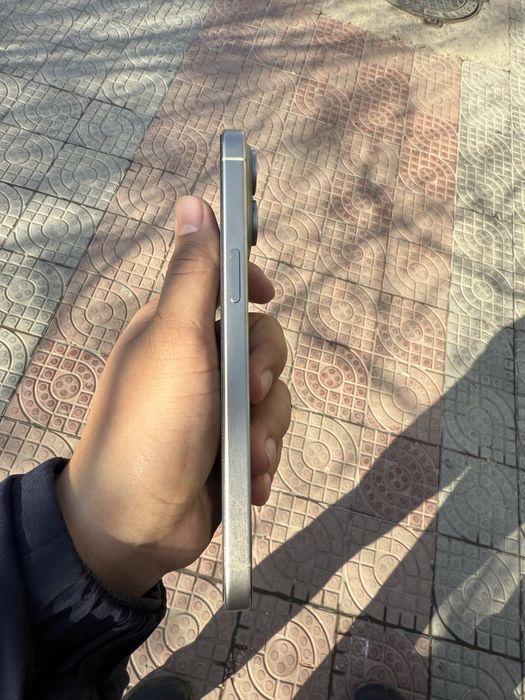 Iphone 15 pro max продается