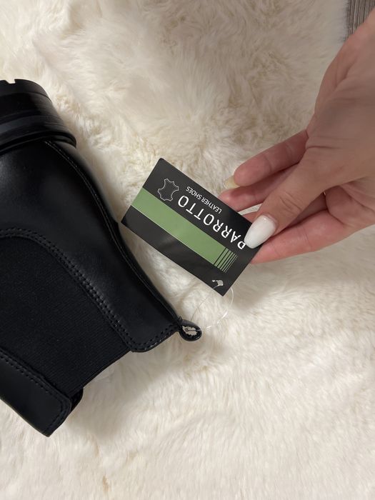 Ghete piele naturala de dama negre cu elastic marime 37