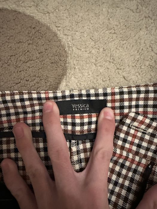 Vand pantaloni eleganti