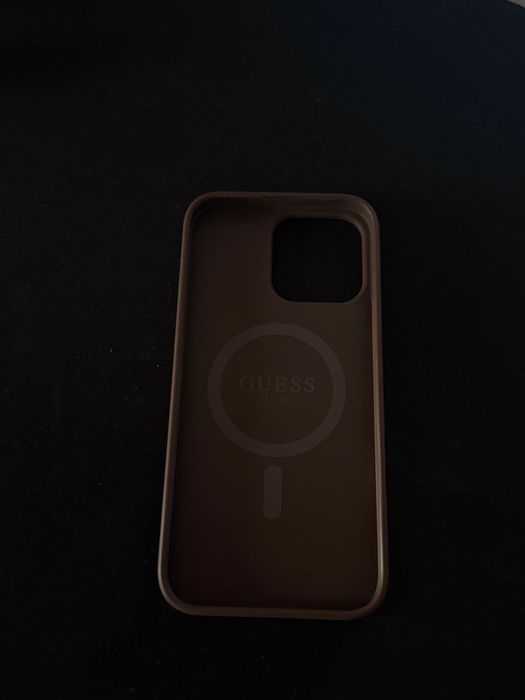 Husă Guess iPhone 16 Pro Max
