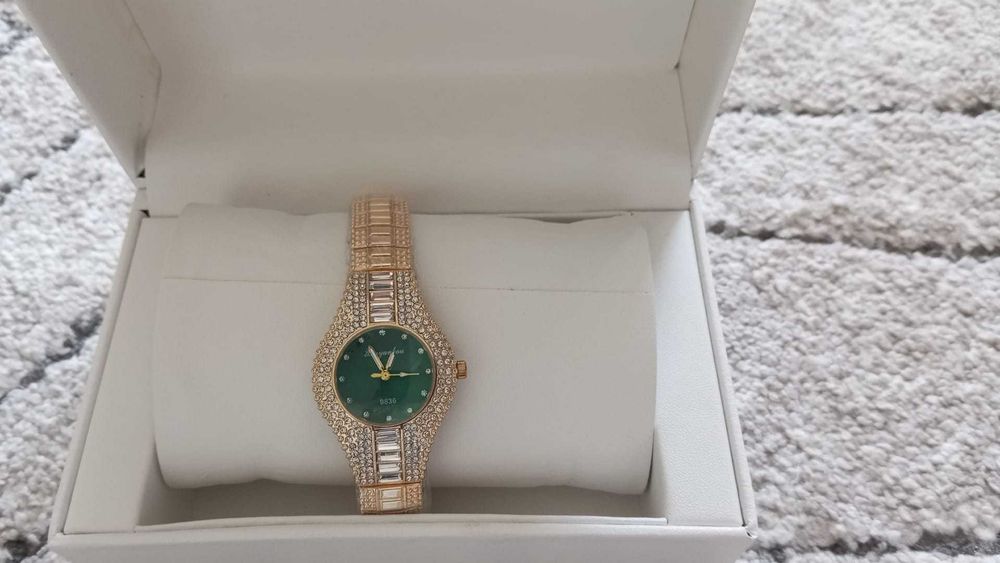 ceas cadran verde pentru dama