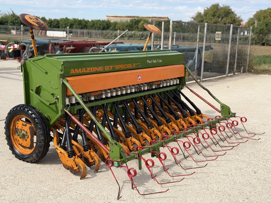 Semanatoare Paioase Amazone D7 II Special 3m cu 25 randuri si Grapa nu Import Germania