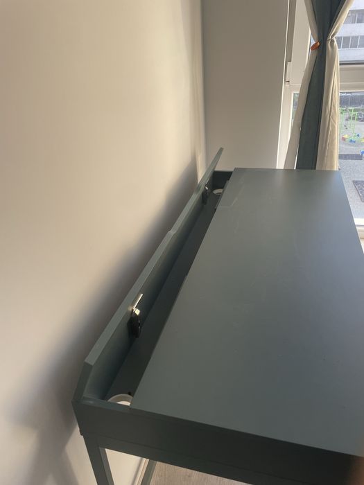 Birou cadru fier si blat mdf