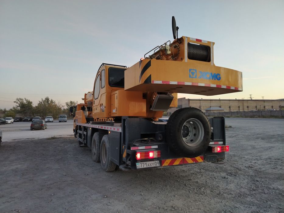 Продам Автокран XCMG 25