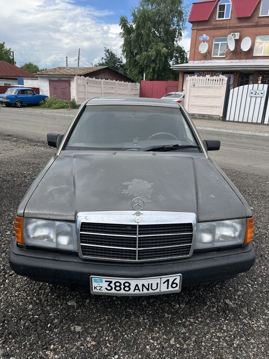 Продам мерс 190