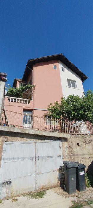 Продава се Етаж от къща в Перник, Варош - 80 кв.м за 788 €/кв.м - Снимка #2