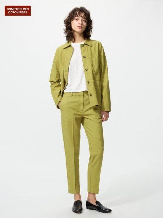 Кардиган, платье, женские футдолки, бельё и многое другое от UNIQLO