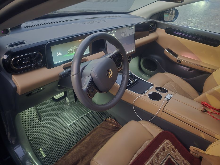 Машина в хорош в хорошем состоянии