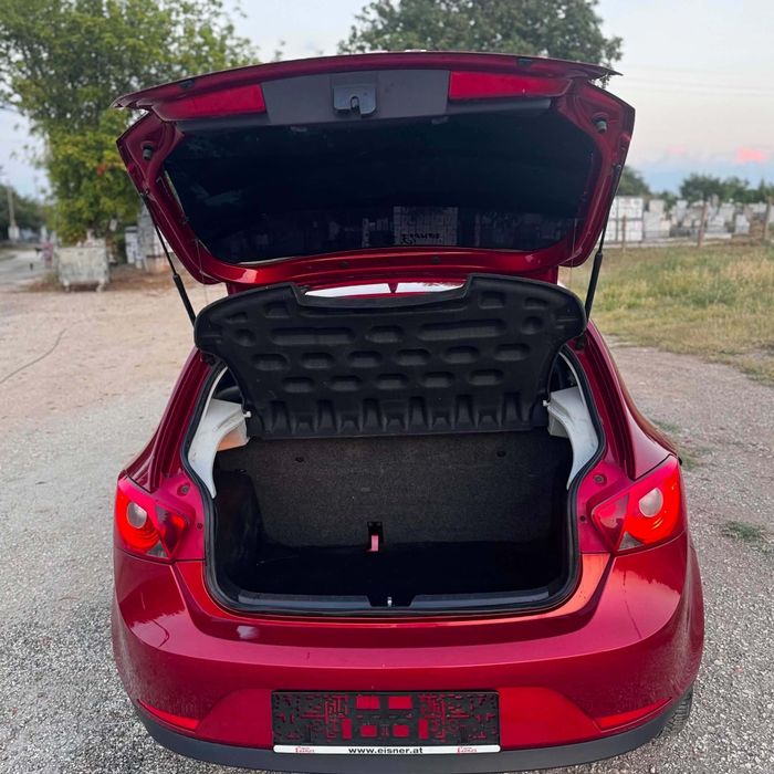Продава се SEAT IBIZA 1.2 Бензин,2010