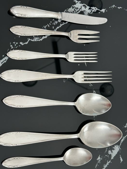 Set de tacâmuri din argint