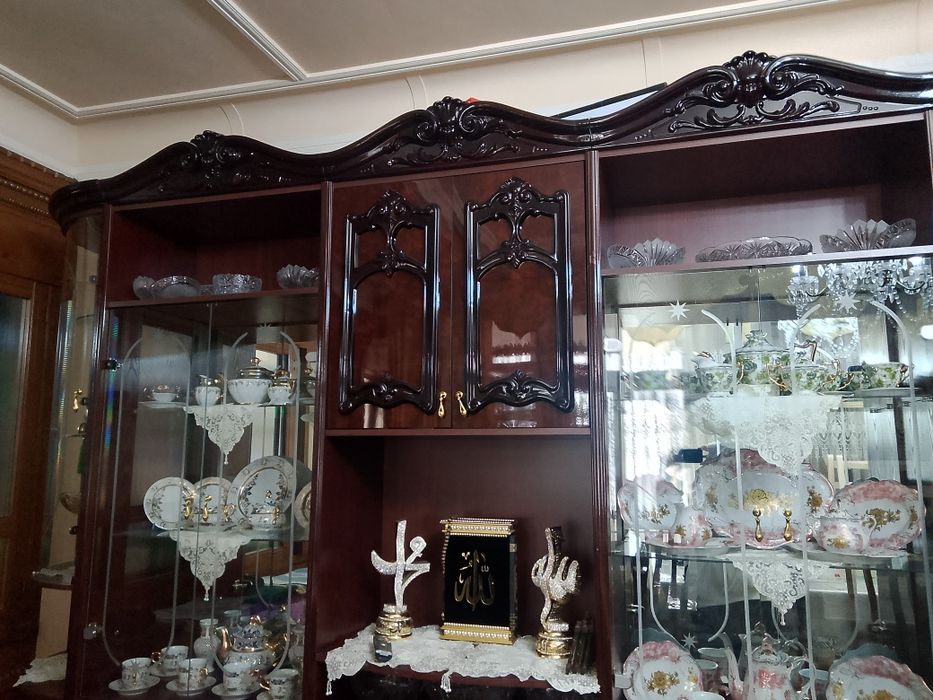 Stenka mehmonhona uchun