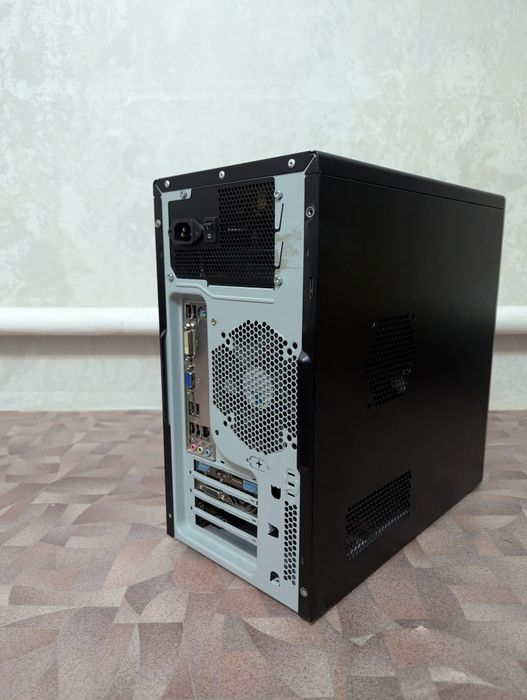 Компьютер игровой(+ подарок)