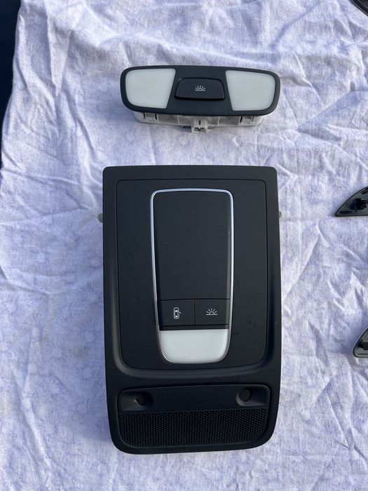 Плафони и интериорни лайсни за Audi Q3