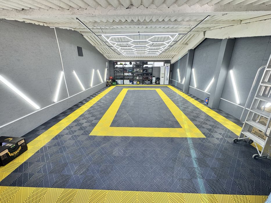 Închiriez garaj 2-3 masini