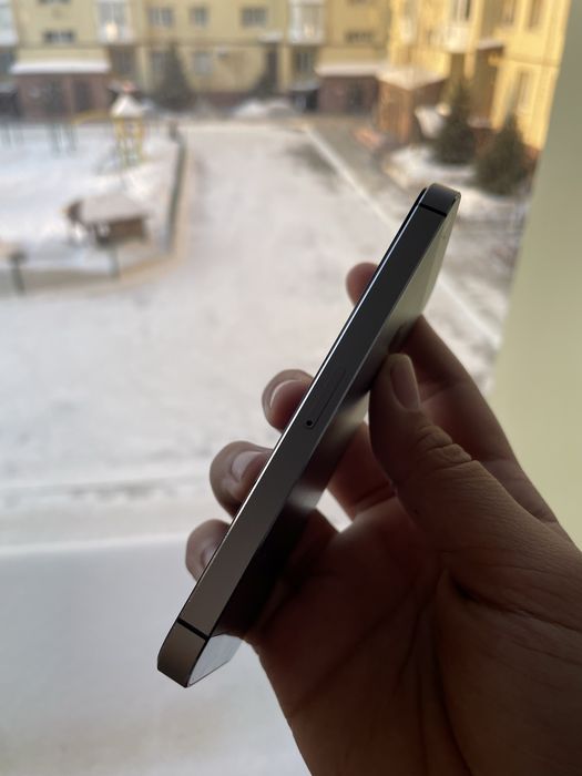 Айфон 5с срочно идеал