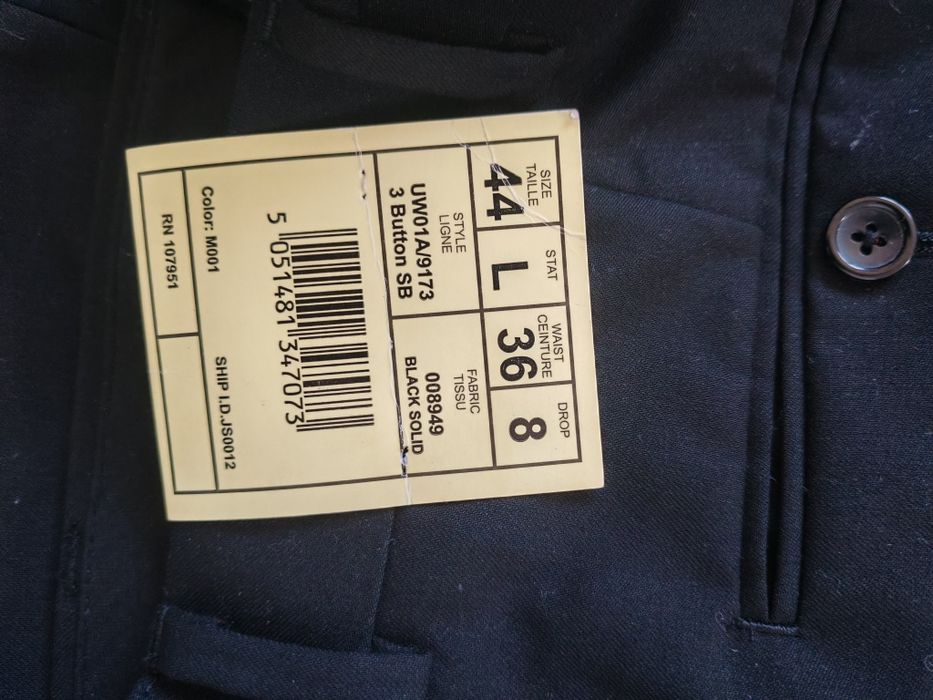 Costum nou Emanuel Ungaro XL adus din USA