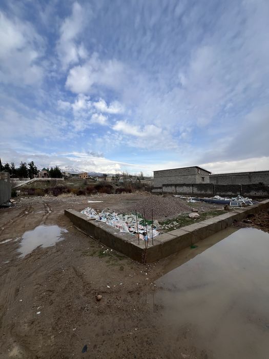 Oqtoshda 14sotix yer