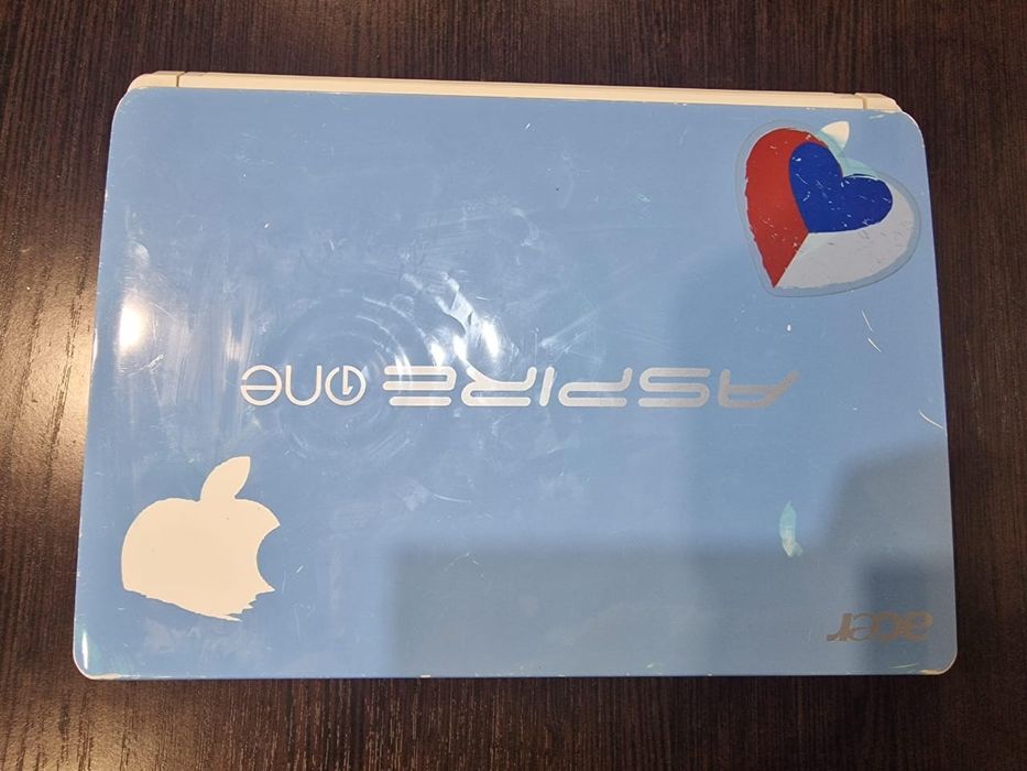 Продам нетбук acer